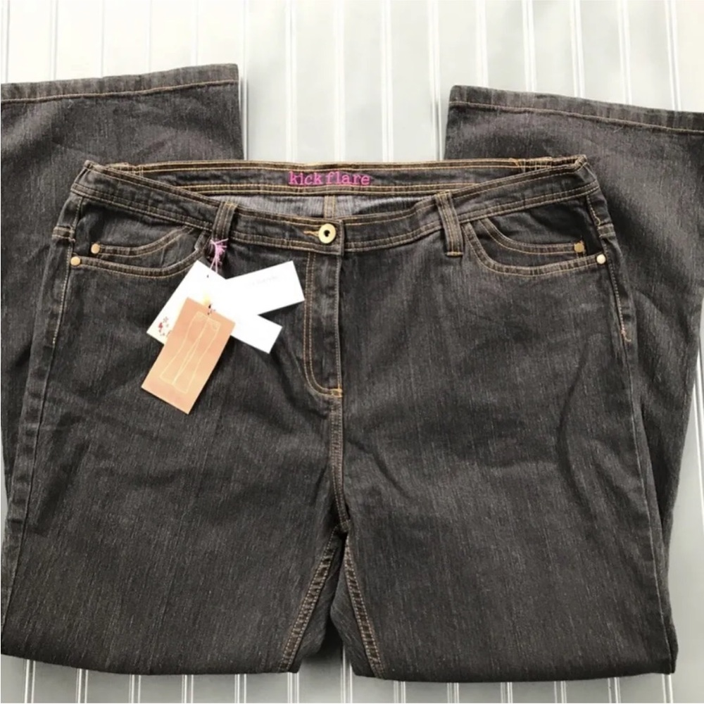 Women’s Kick Flare Jeans Size 18